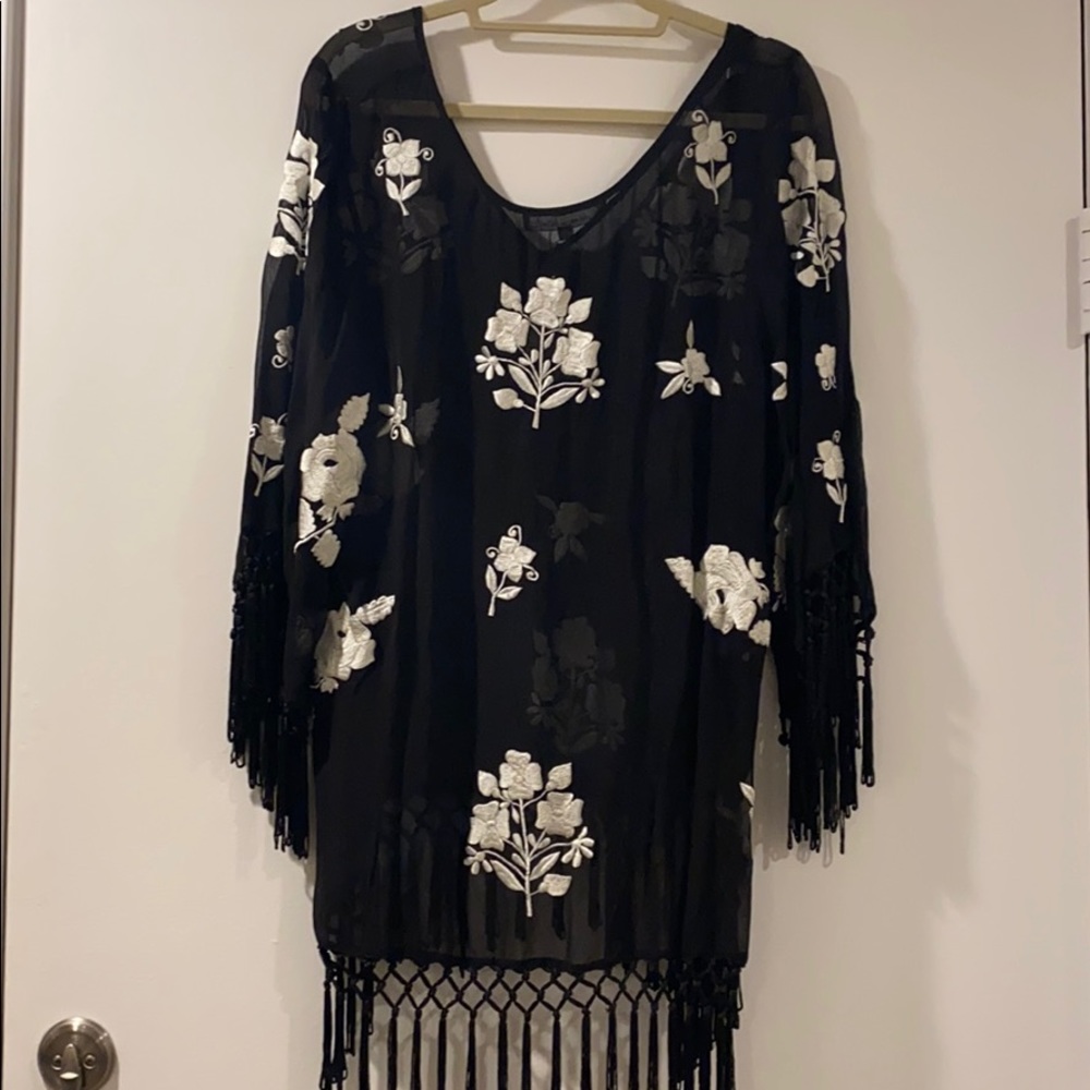 Bohemian Bones ~ Revolve clothing cover up - Picture 12 of 13